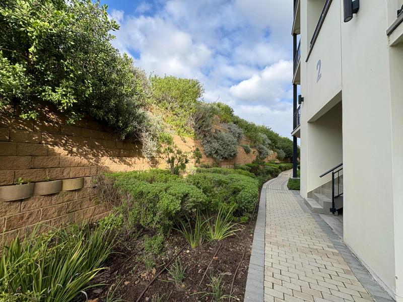 To Let 1 Bedroom Property for Rent in Richwood Western Cape
